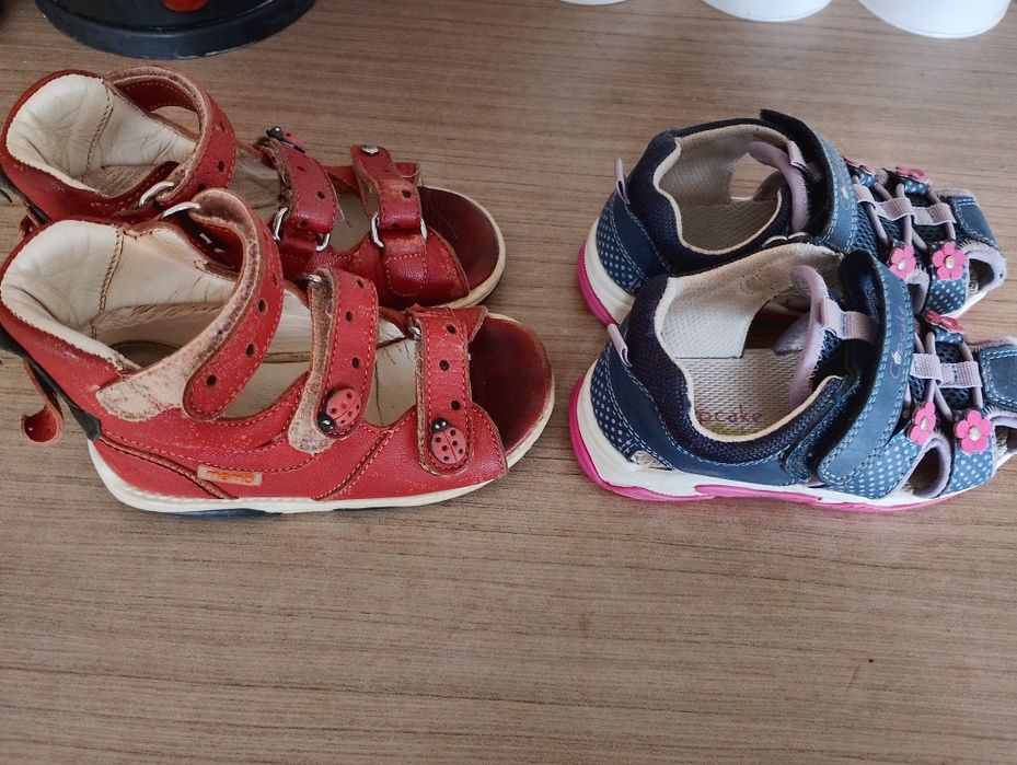 Детски сандали и маратонки