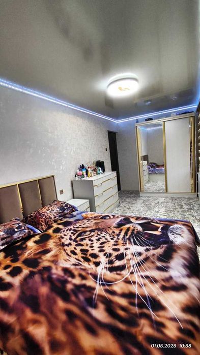 Oktabr 1 mikrarayonda uy sotiladi