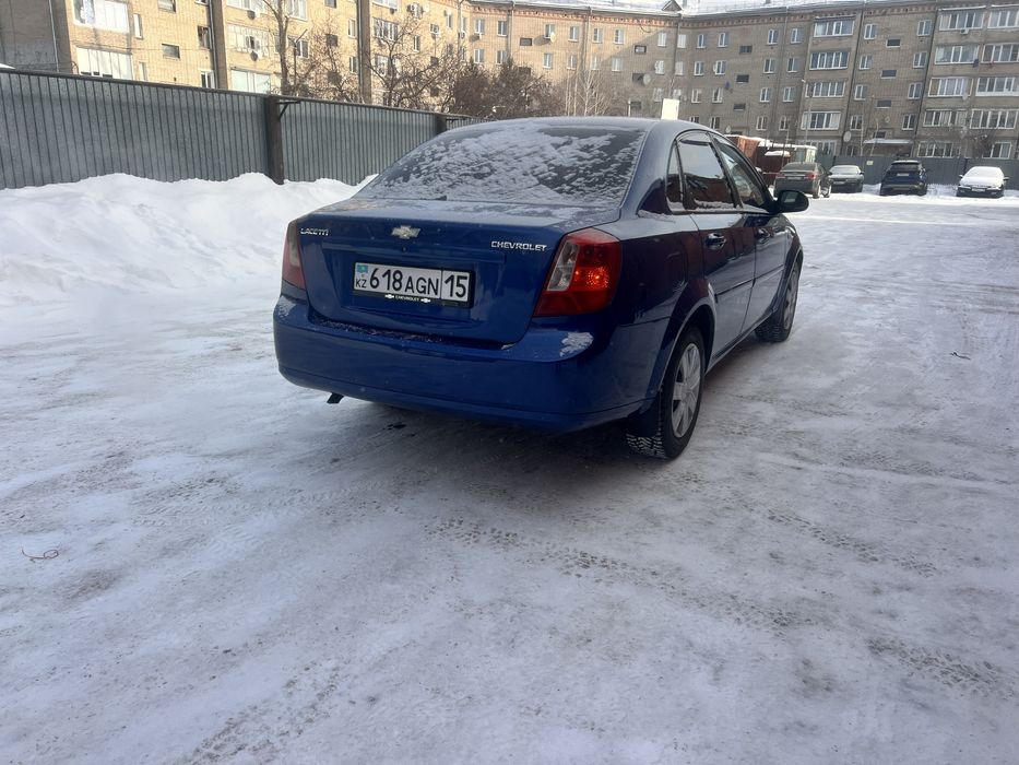 Продам Шевроле лачетти.