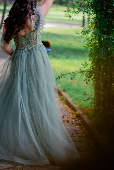 Бална официална зелена рокля