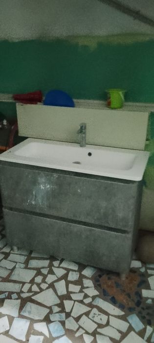 Ванный шкаф продается