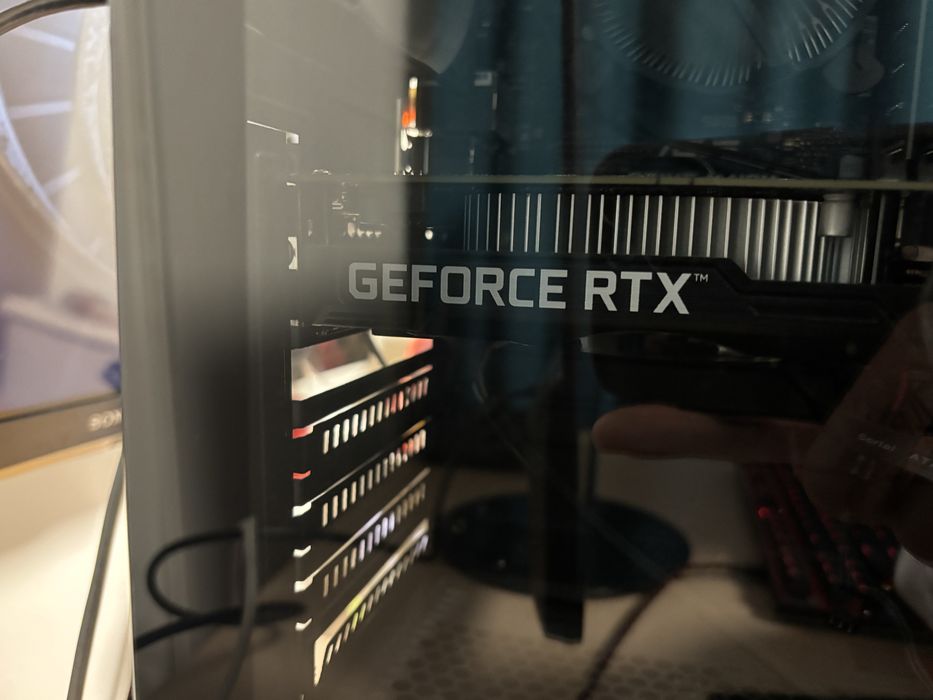 Геймърски компютър RTX 3050 / i5-10400 / 16GB RAM / 250GB SSD +2TB HDD