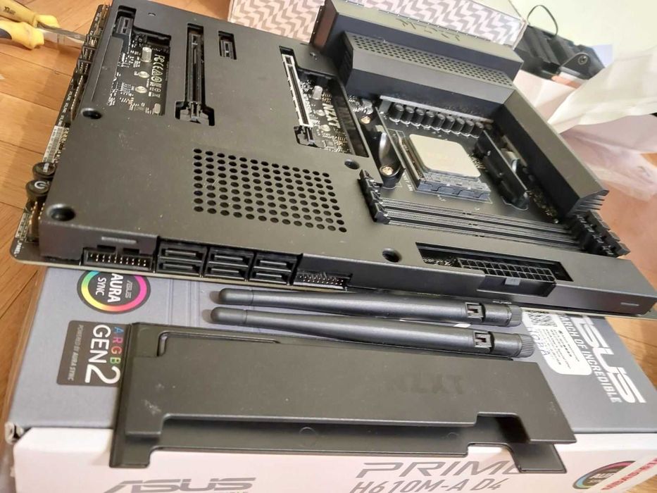 AMD Ryzen 7 5800X + NZXT N7 B550