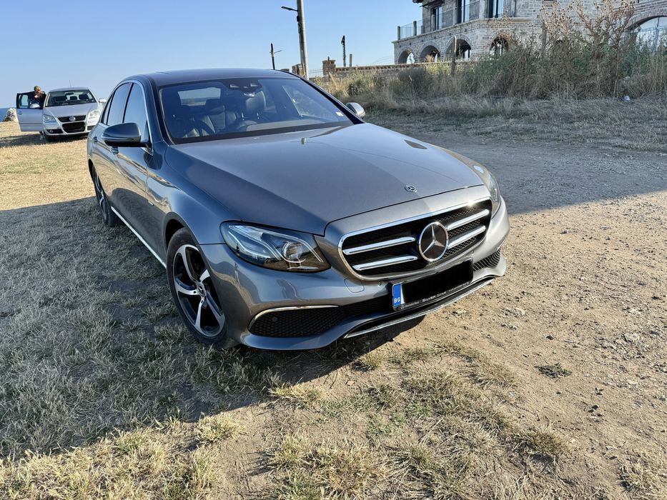 Mercedes-Benz E200 4MATIC