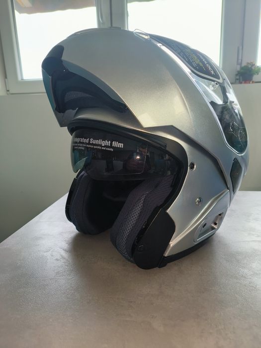 HJC SY MAX модуларна каска