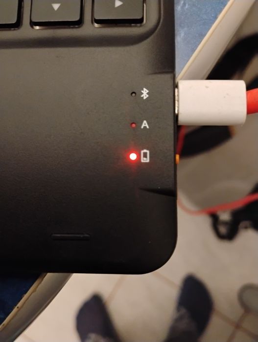 Vând CHESONA iPad 9th generation keyboard se conectează la gens 7 8 9