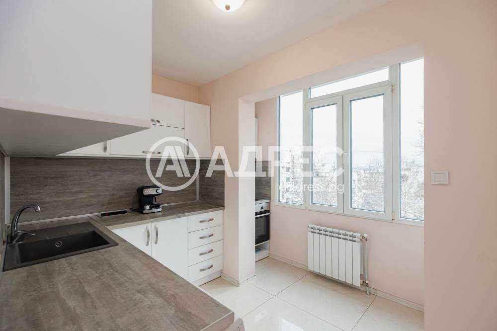 Продава се Двустаен апартамент в Варна, Младост 2 - 60 кв.м за 1250 €/кв.м - Снимка #1