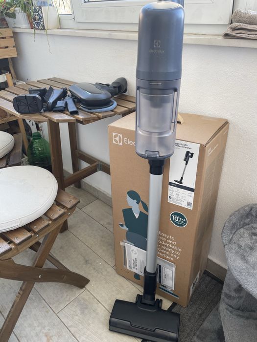 Aspirator verticat Electrolux Cordless cleaner