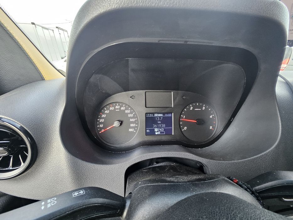 Mercedes-Benz SPRINTER transport persoane ,varianta VIP