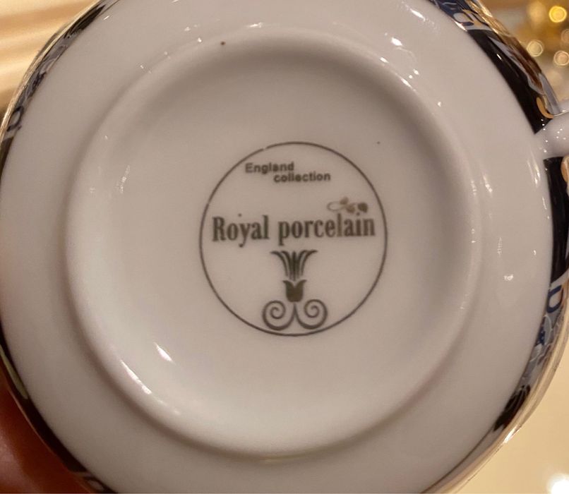 Кружки с блюдцами