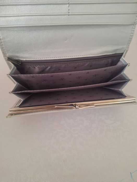 Продам женский кошелёк