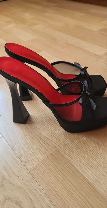 Високи токчета сандали нови 41 размер-10евро