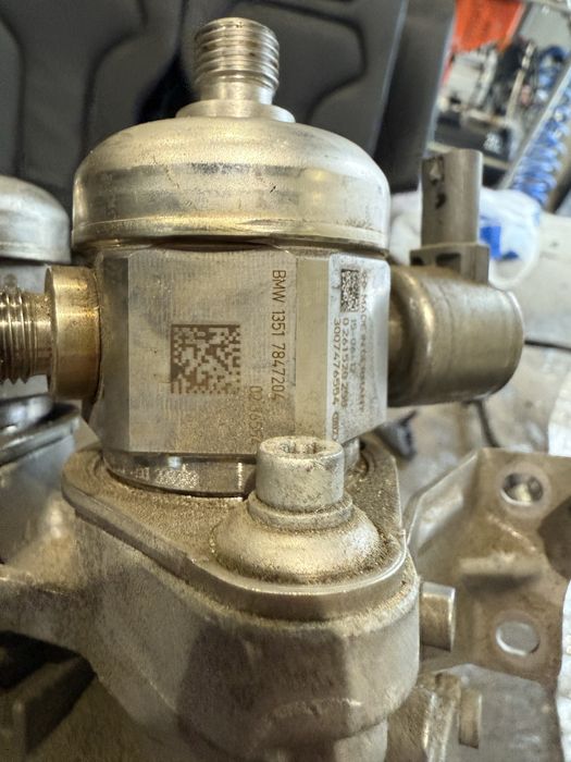 Вакум помпа с гнп bmw m2 f87 m3 f80 m4 f82 бмв м2 ф87 м3 ф80 м4 ф82