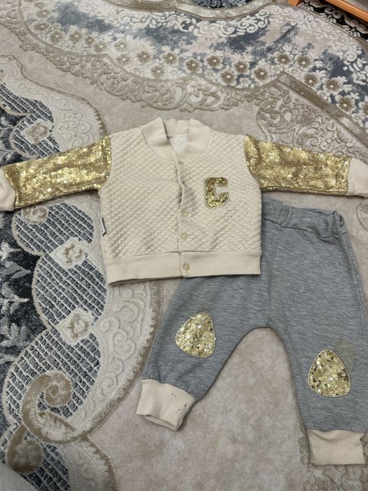 бодики комплект на 6-9мес