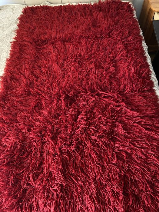 Колекция ,,Етно уют”- автентични вълнени изделия и ръчно тъкани шедьов