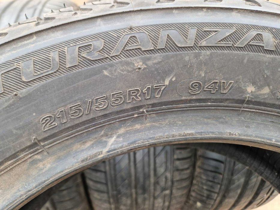 4 Bridgestone R17 215/55  Летни гуми  DOT4019