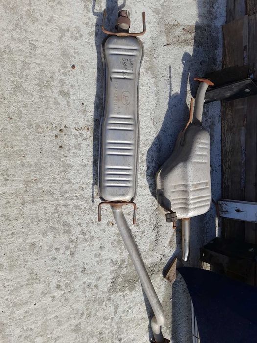 Части от автомобил Форд