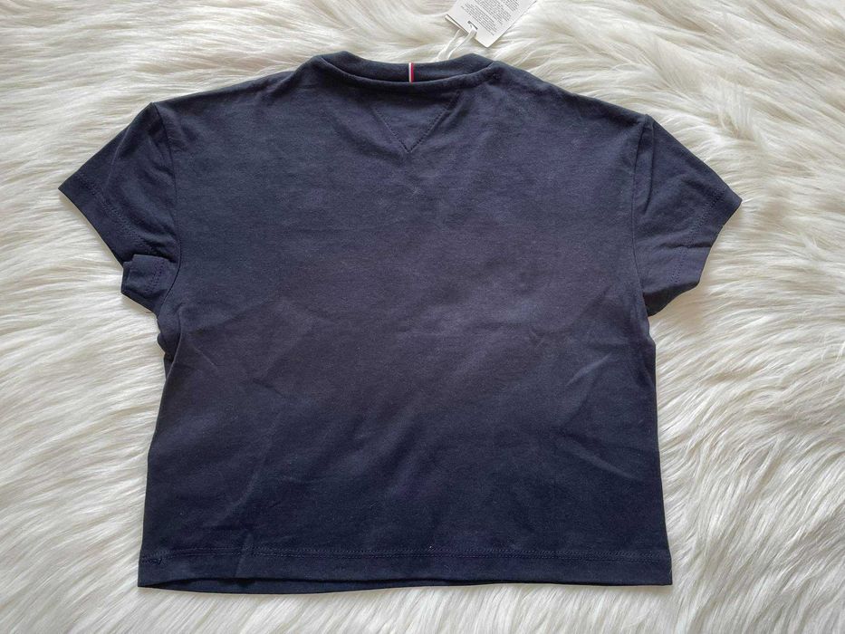 Tricou Tommy Hilfiger, pt fete, marimea 122-7 ani