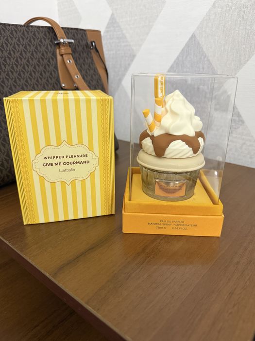 Продам парфюм женский