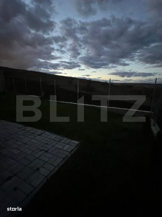 Vila D+P+E+M si teren in zona de lux a Dezmirului!