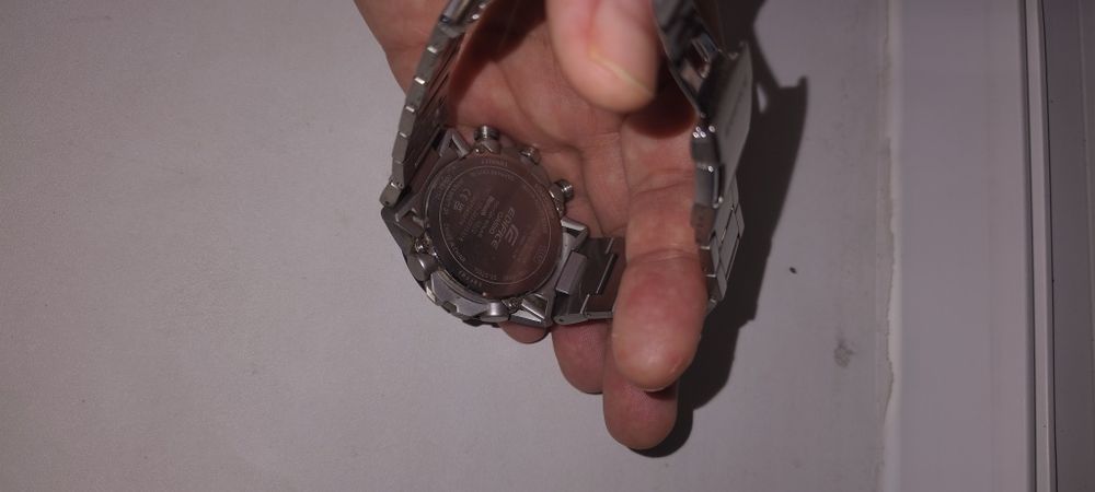 Casio Edifice EQB 2000