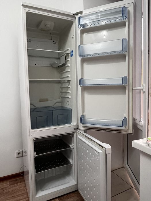 Продам б/у холодильник BEKO