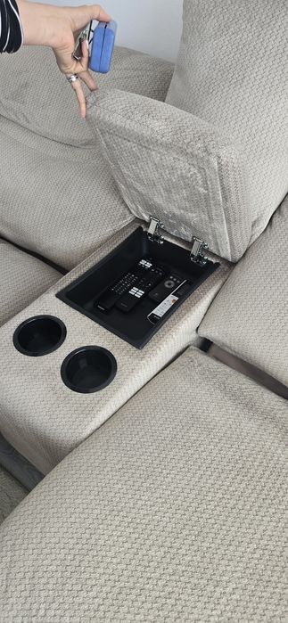 Canapea 2 locuri cu recliner Mobexpert