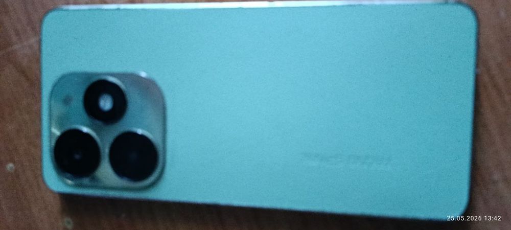 Tecno spark 20s Б/У