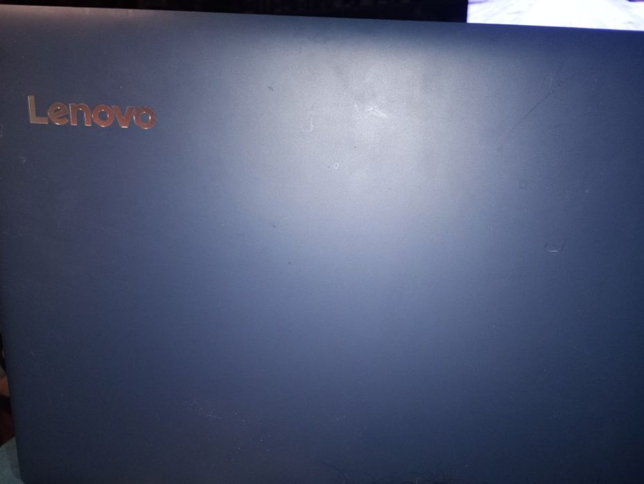 продавам лаптоп ideapad почти неизползван