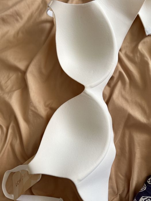 Продам бюстгалтер новый