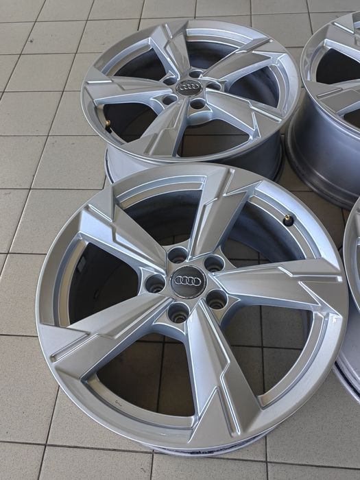Оригинални джанти за Ауди (Audi) 18" 5x112