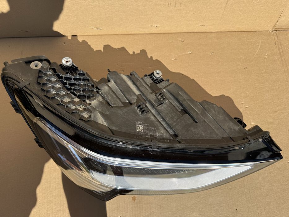 Фар Audi E-Tron Full Led 2021-