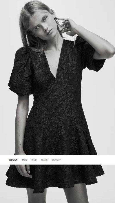 Нова рокля с буфан ръкави HM