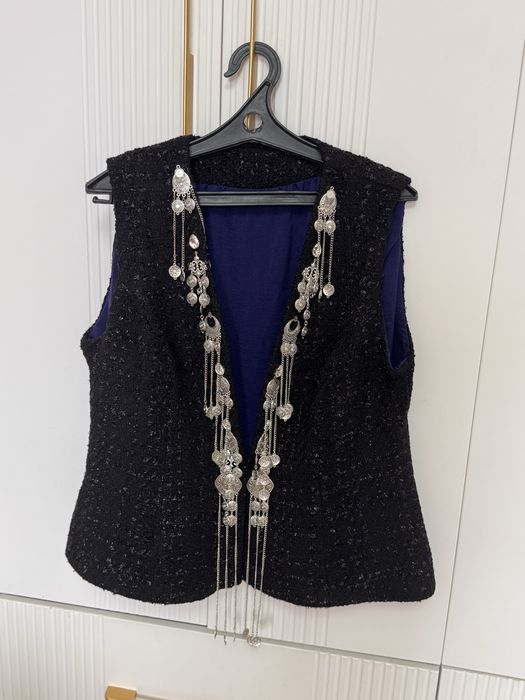 Продам камзол кз бренда