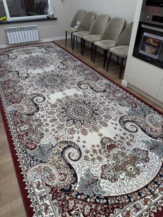 Продается ковер из натурального шелка