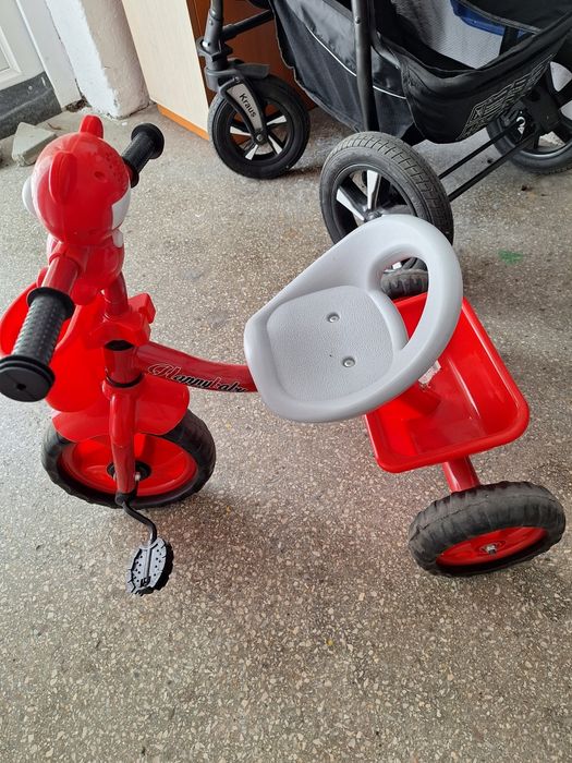 Tricicleta copii cu pedala