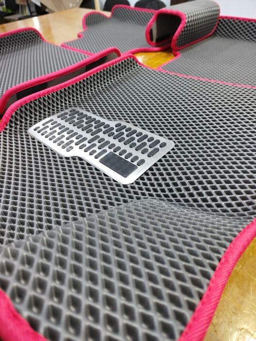 Авто коврики/полики EVAKOR/Evocar_pro Premium Tracker 2