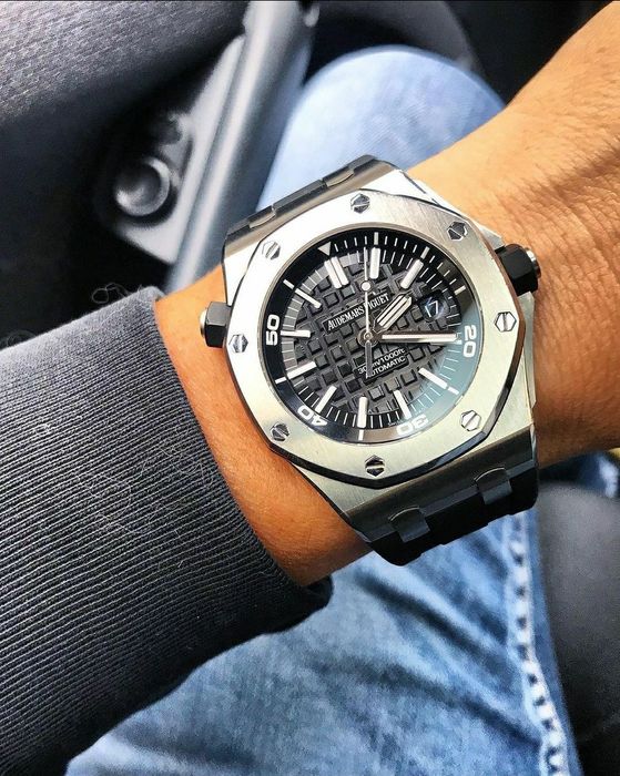 Ademars piguet royal oak offshore diver