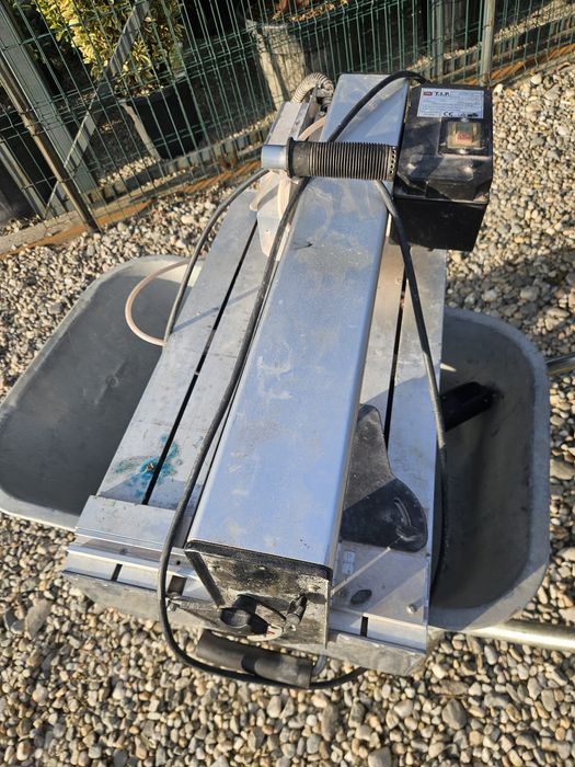 Masina de taiat gresie ,marmura, pavaj