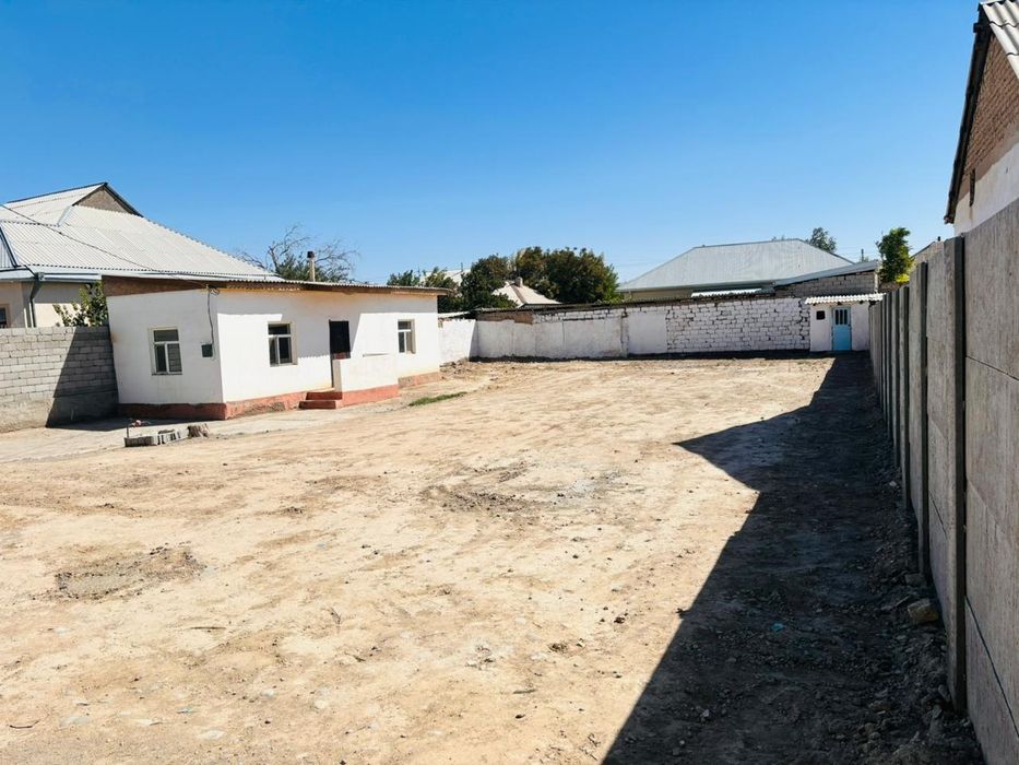 Үй сатылады. Дом продается