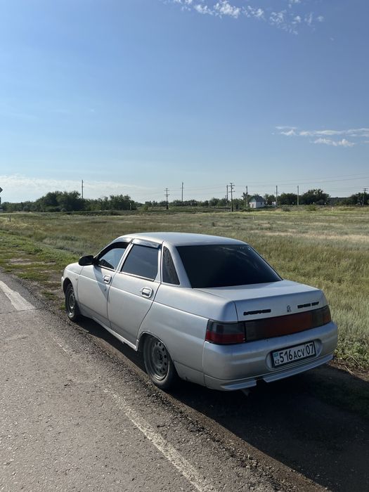 Ваз 2110 продам срочно.