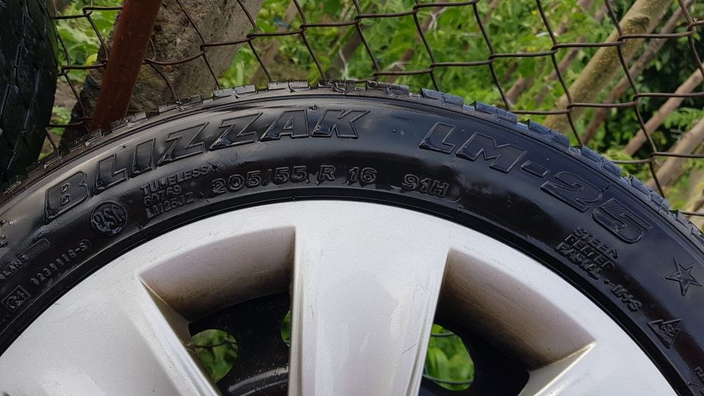 Cauciucuri de iarna+genti