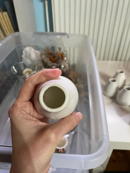 Vând 7 vaze albe 9 cm nuntă sau decorațiuni evenimente sau botez