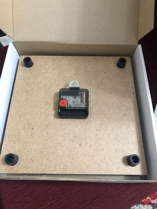 Часы настенные (новые)