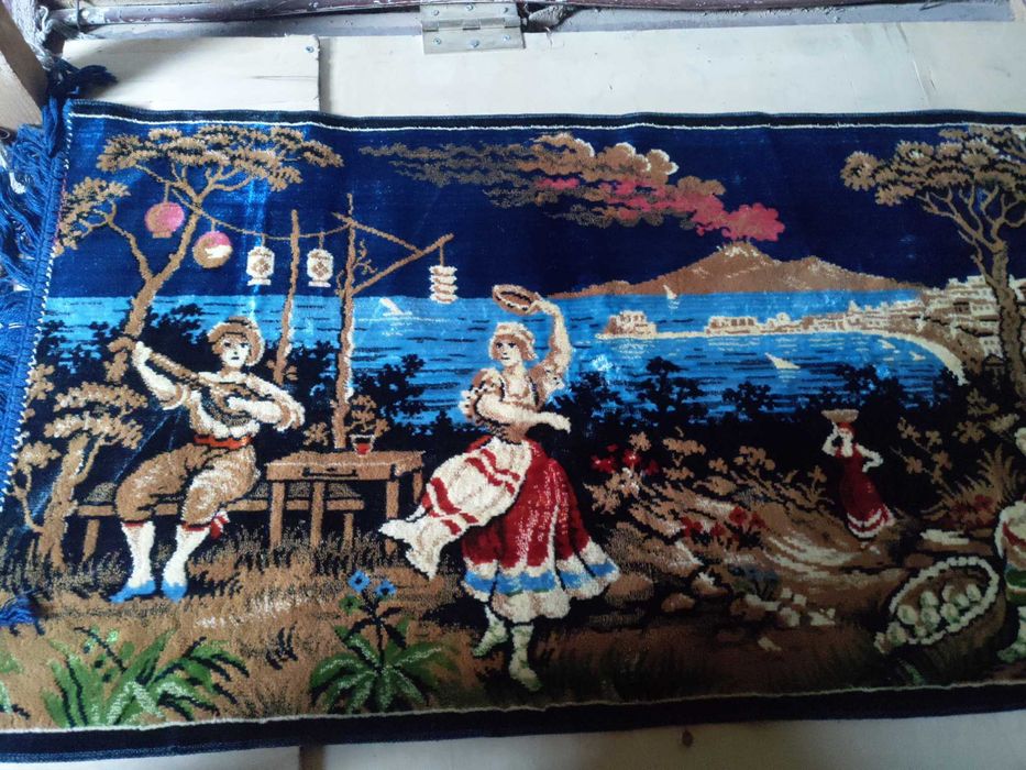 Ретро ковьорче -ново