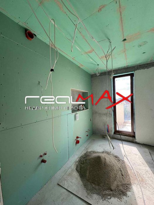 Продава се Тристаен апартамент в Казанлък - 171 кв.м за 1539 €/кв.м - Снимка #8