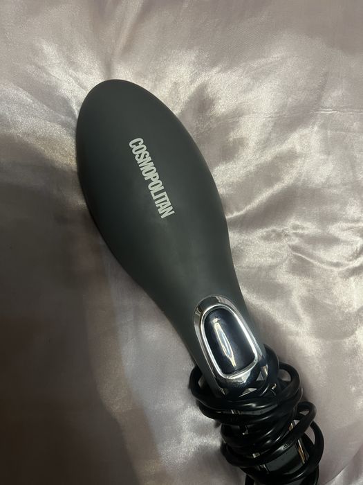 Електрическа четка за изправяме на коса