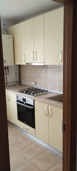 Apartament 3 camere Campulung Muscel, ultracentral.