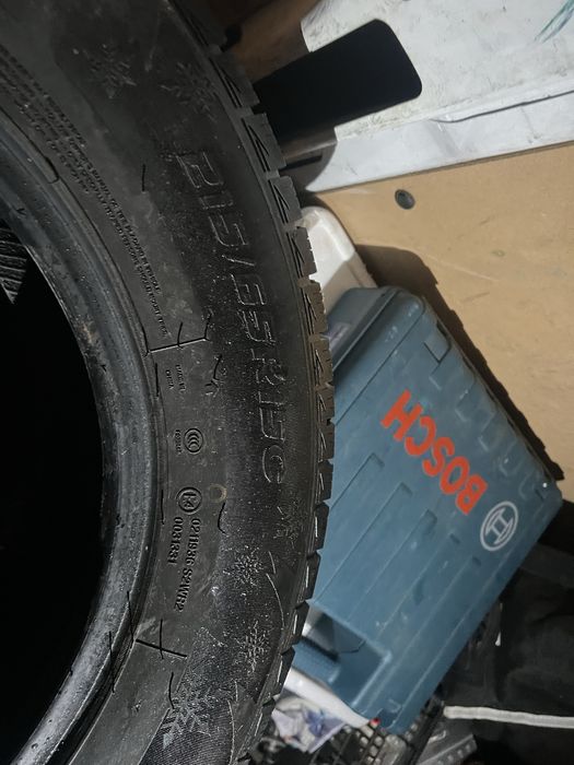 Caucicurii iarna 215/65/15 c