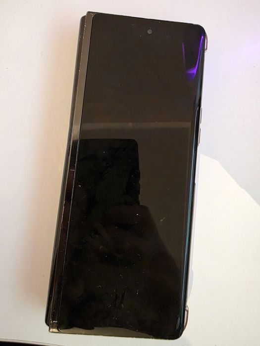 Samsung Z Fold2 телефон раскладушка
